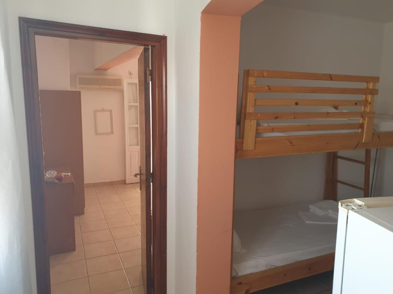 Studios Nina Амупи Номер фото